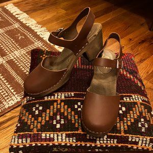 Lotta from Stockholm high wood clogs